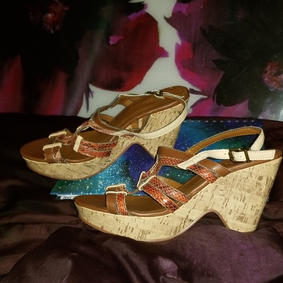 SBICCA Snake skin & Cork Wedge Sandals - Picture 4 of 7